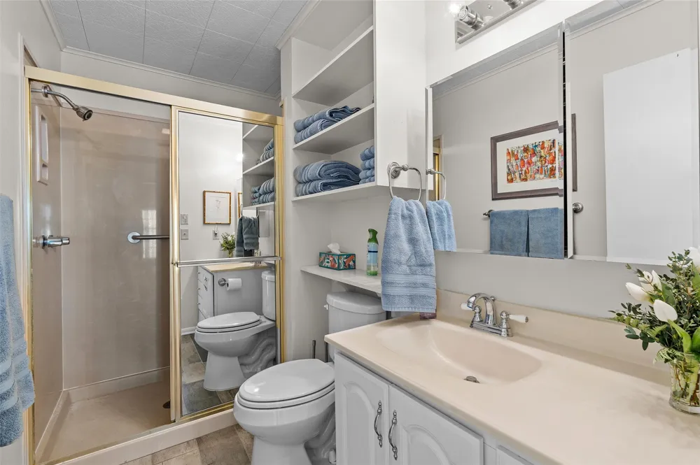 8081 Lords Way Mooringsport, LA 71060