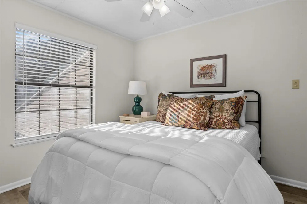 8081 Lords Way Mooringsport, LA 71060