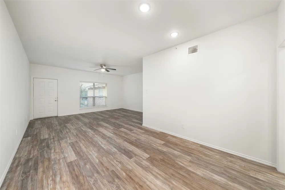 11232 Park Central Place #C Dallas, TX 75230