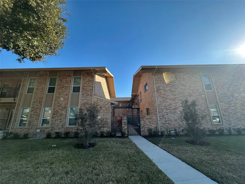 11232 Park Central Place #C Dallas, TX 75230