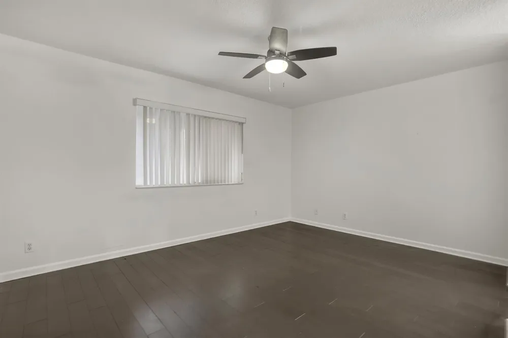 1970 LAKEVIEW DRIVE W Royal Palm Beach, FL 33411