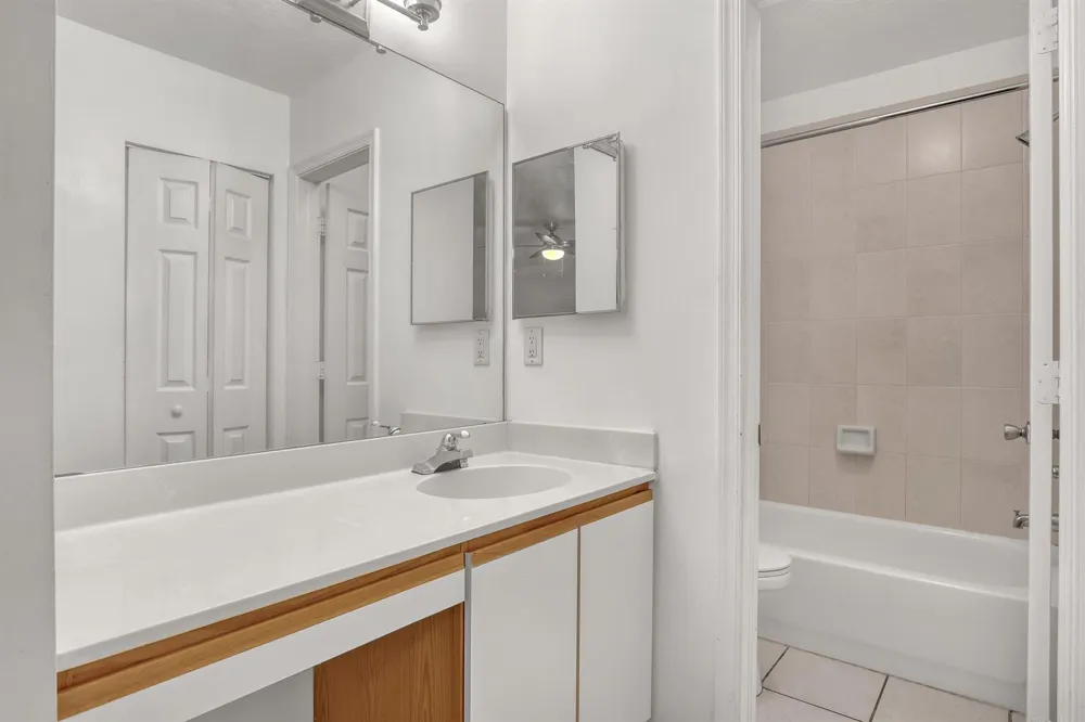1970 LAKEVIEW DRIVE W Royal Palm Beach, FL 33411