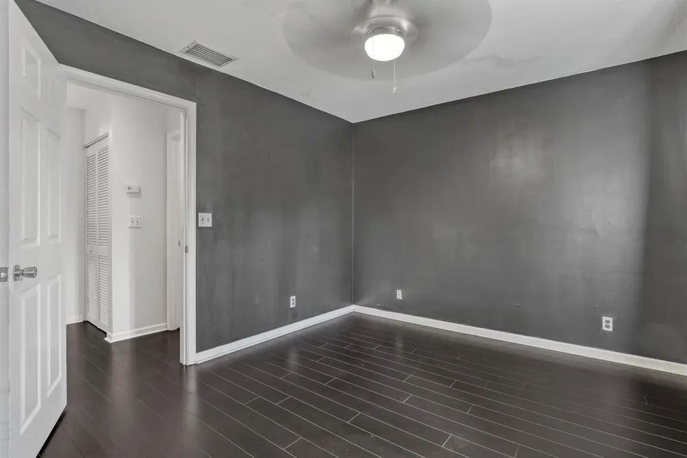 1970 LAKEVIEW DRIVE W Royal Palm Beach, FL 33411