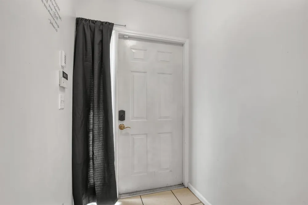 1970 LAKEVIEW DRIVE W Royal Palm Beach, FL 33411
