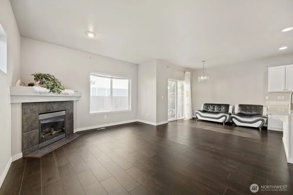 303 Pike Street SE #102 Auburn, WA 98002
