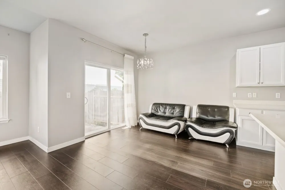 303 Pike Street SE #102 Auburn, WA 98002
