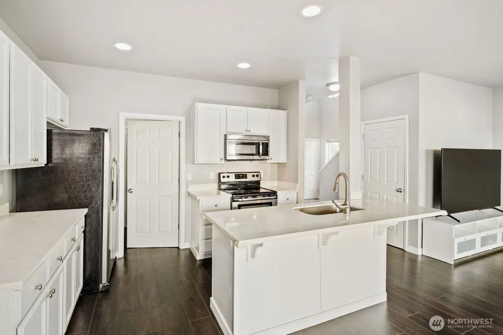 303 Pike Street SE #102 Auburn, WA 98002
