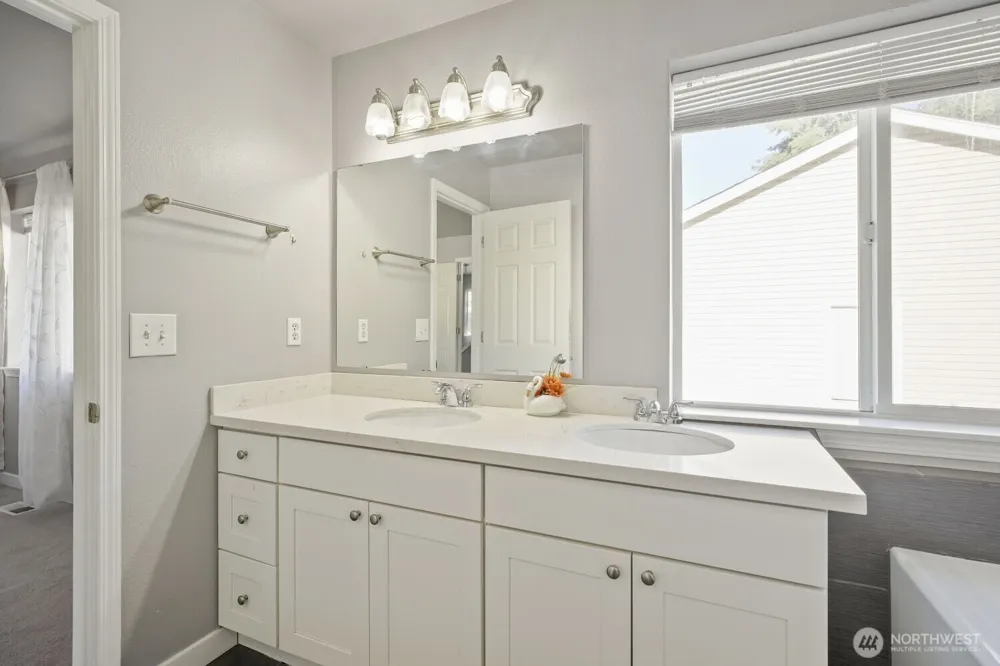 303 Pike Street SE #102 Auburn, WA 98002