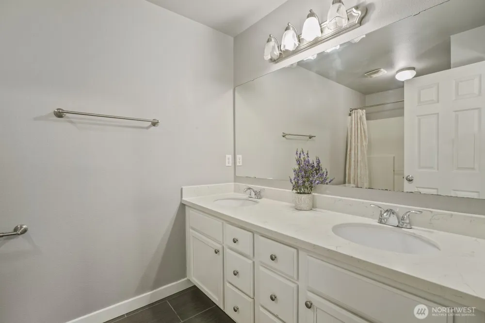 303 Pike Street SE #102 Auburn, WA 98002