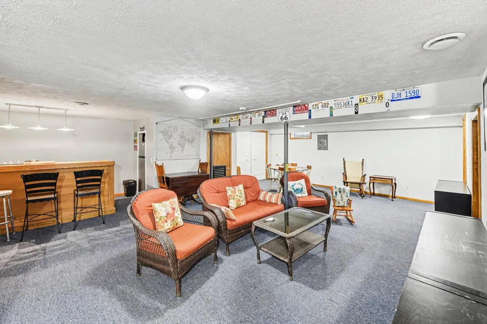 7418 Aumack Drive Eau Claire, MI 49111