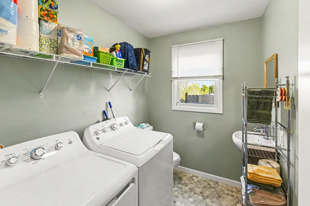 7418 Aumack Drive Eau Claire, MI 49111