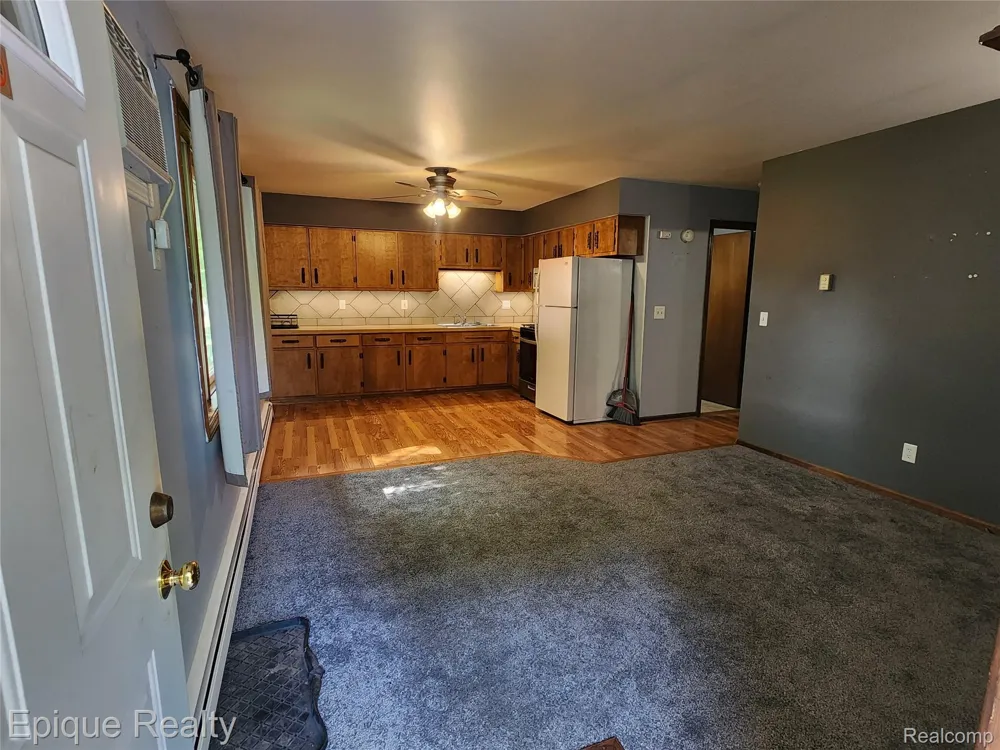 5629 Lapeer Road Kimball Township, MI 48074