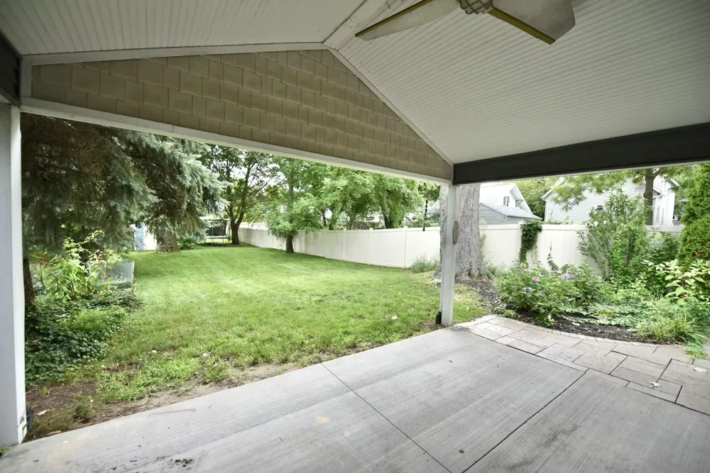 1012 Pearl Street St. Joseph, MI 49085