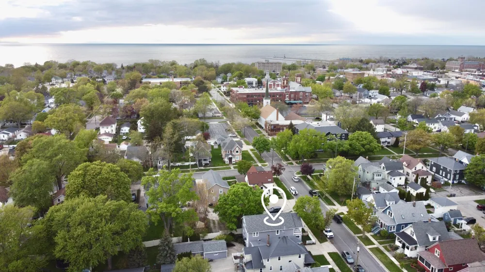 1012 Pearl Street St. Joseph, MI 49085