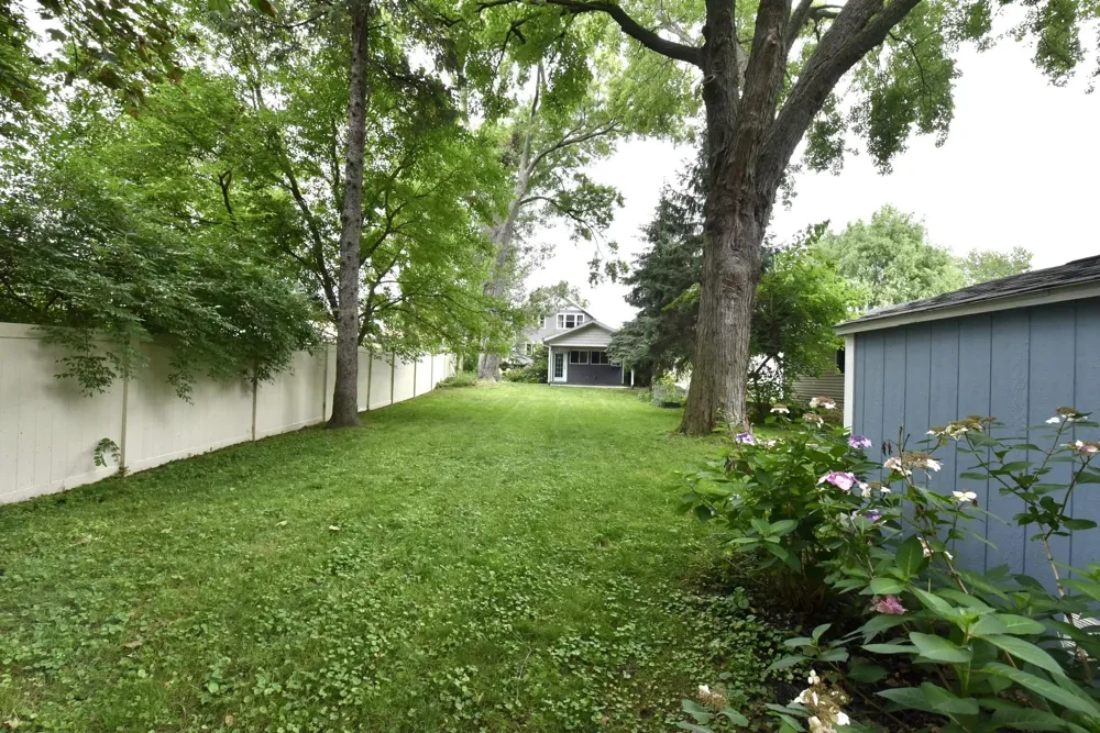 1012 Pearl Street St. Joseph, MI 49085