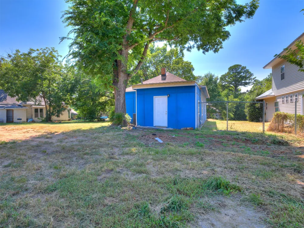 631 S Seminole Avenue Okmulgee, OK 74447