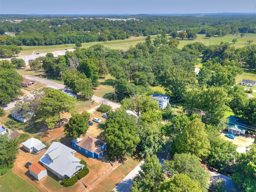 631 S Seminole Avenue Okmulgee, OK 74447