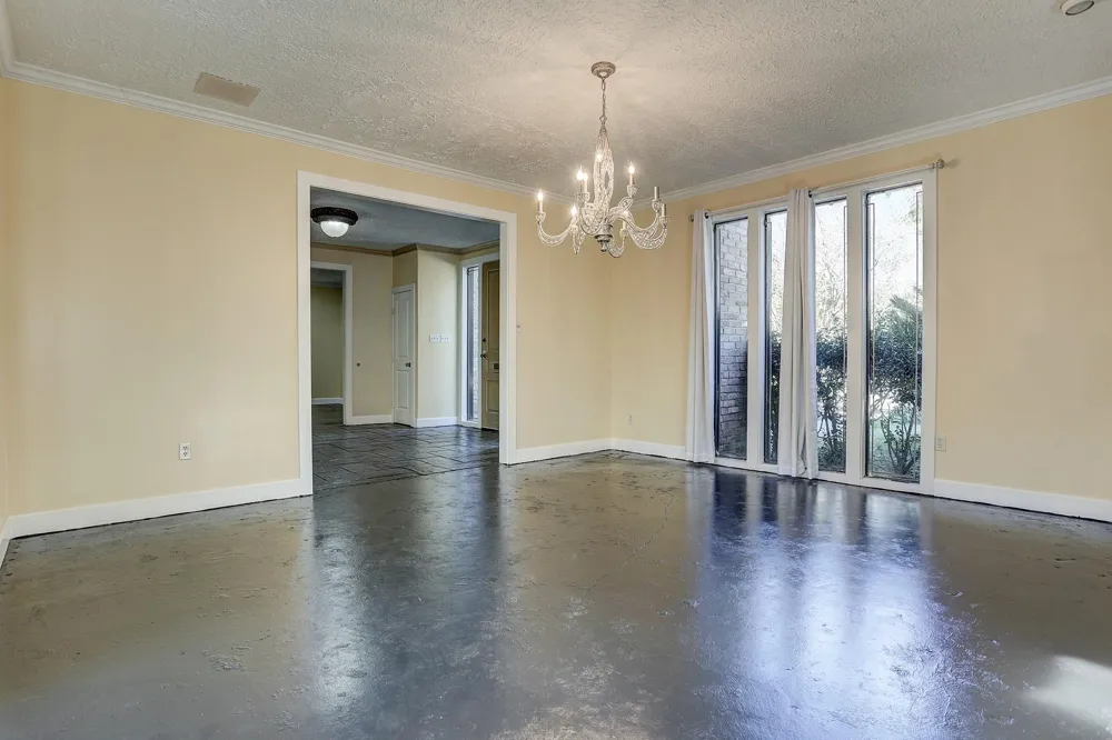 5203 Braesvalley Drive Houston, TX 77096