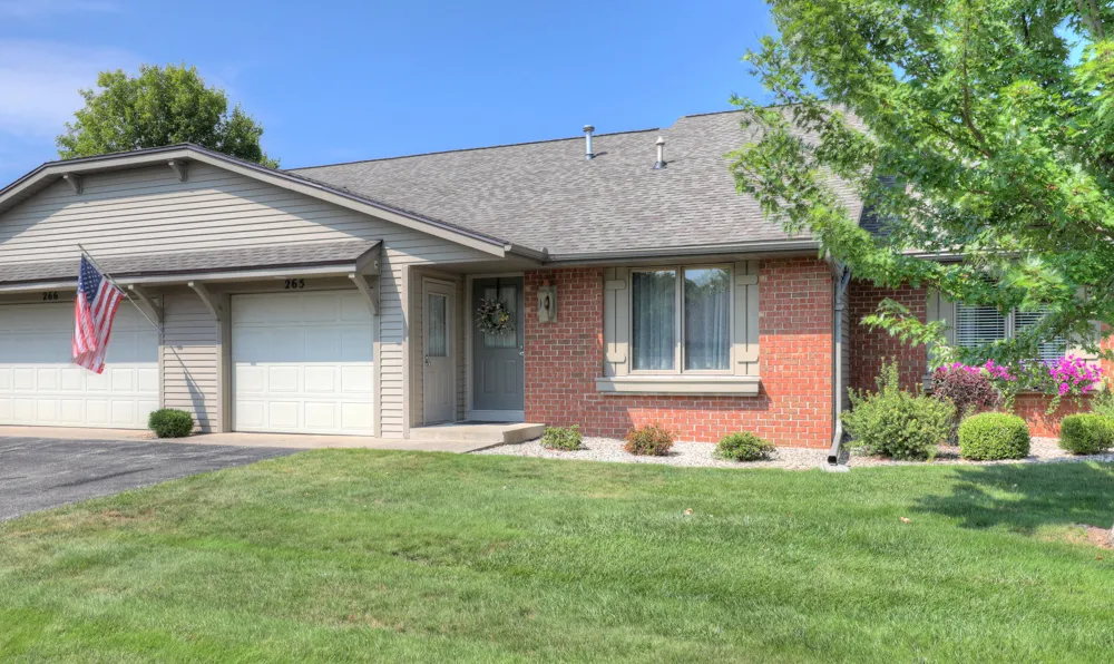 265 Interlaken Court Zeeland, MI 49464