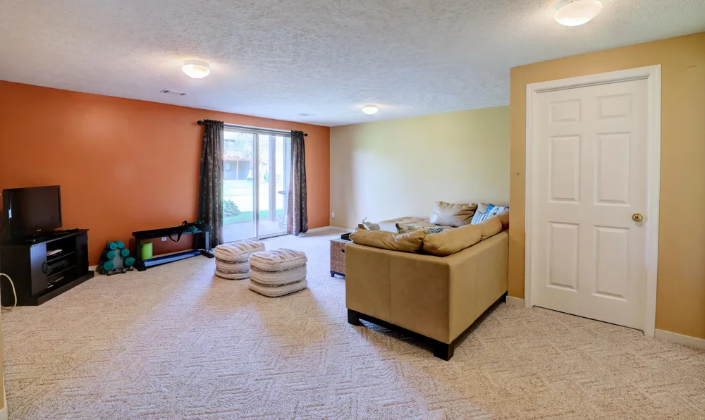 265 Interlaken Court Zeeland, MI 49464