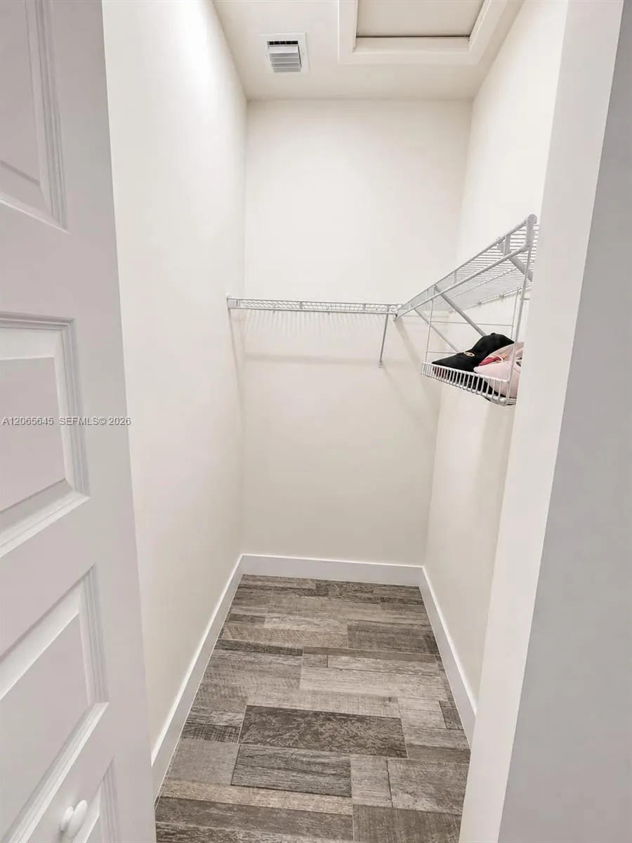 10407 NW 82nd St #34 Doral, FL 33178