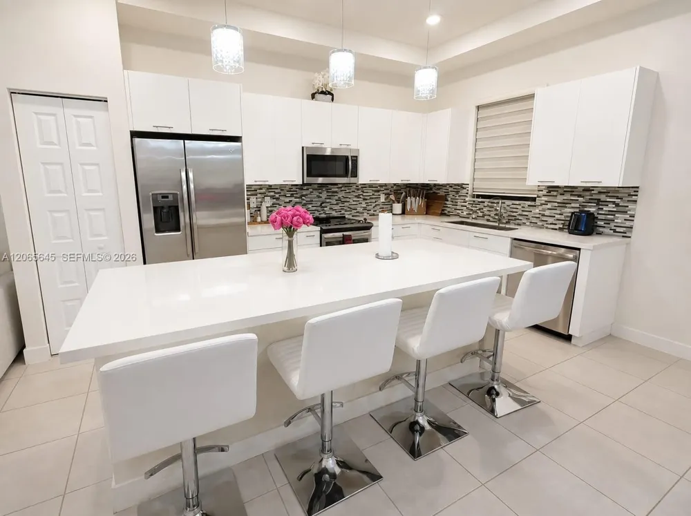 10407 NW 82nd St #34 Doral, FL 33178