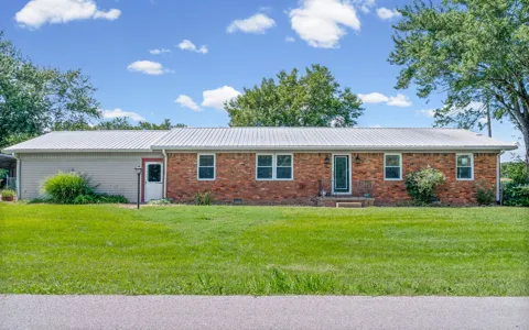 421 Lewis Rd