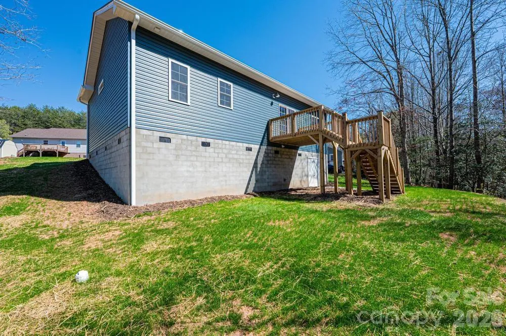 1314 39th Street Circle SW Hickory, NC 28602