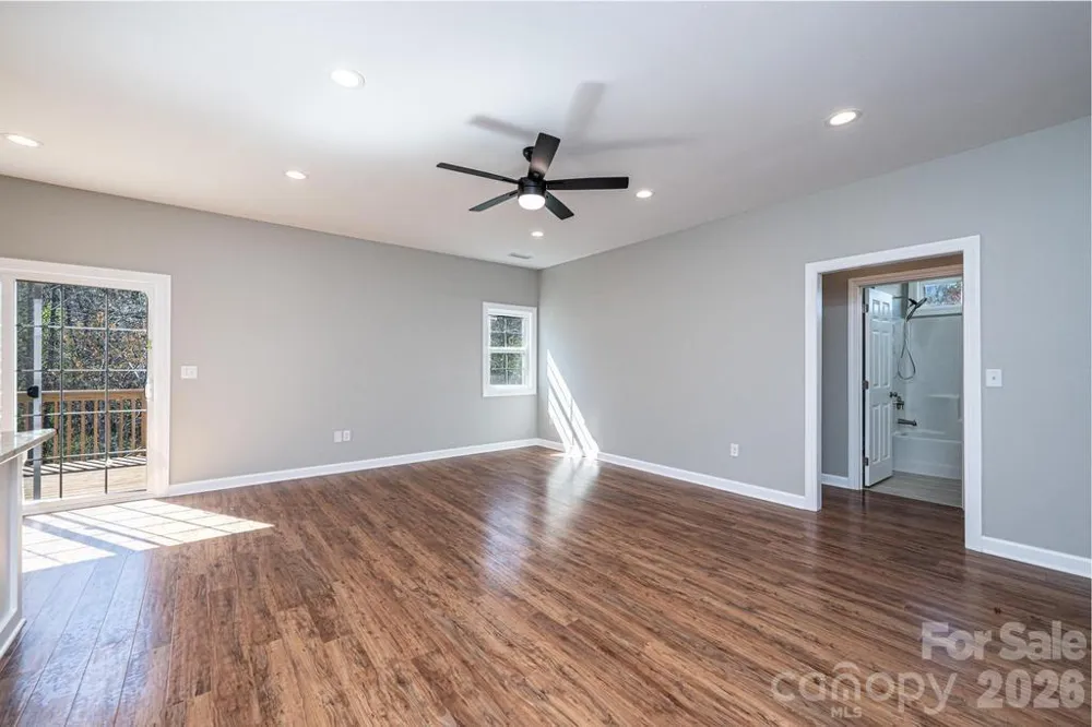 1314 39th Street Circle SW Hickory, NC 28602