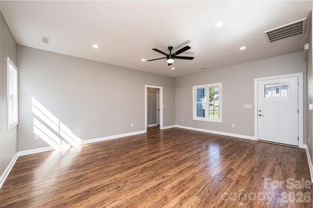 1314 39th Street Circle SW Hickory, NC 28602
