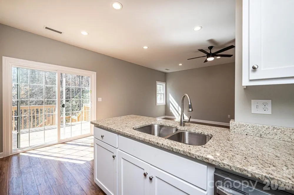 1314 39th Street Circle SW Hickory, NC 28602