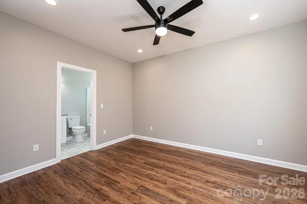 1314 39th Street Circle SW Hickory, NC 28602