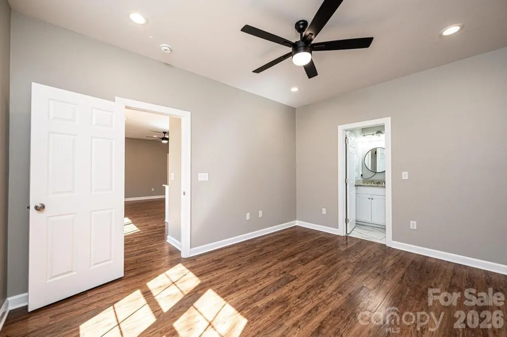 1314 39th Street Circle SW Hickory, NC 28602