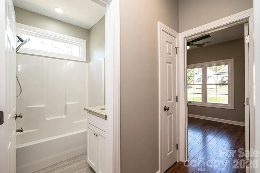 1314 39th Street Circle SW Hickory, NC 28602