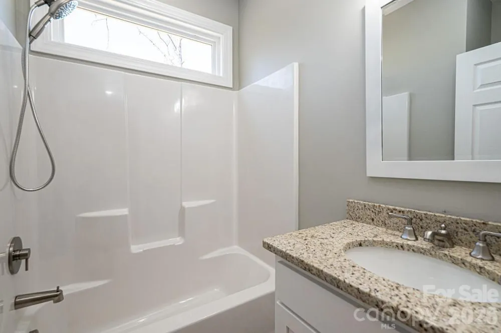 1314 39th Street Circle SW Hickory, NC 28602
