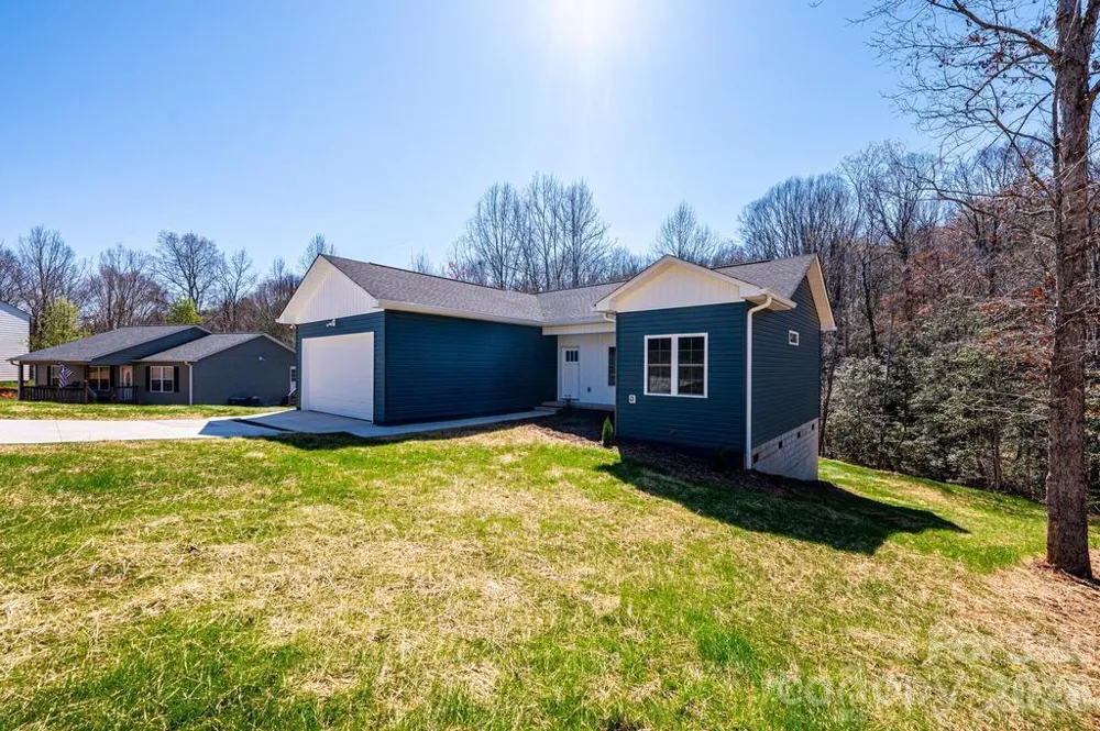 1314 39th Street Circle SW Hickory, NC 28602