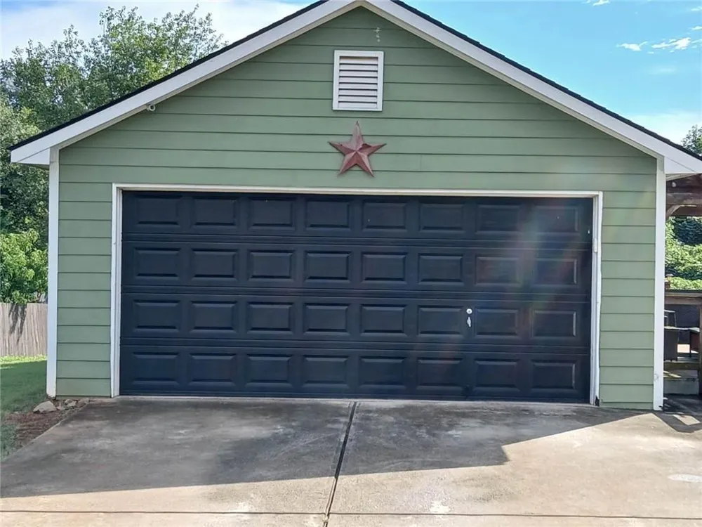 109 Presidential Lane Statham, GA 30666
