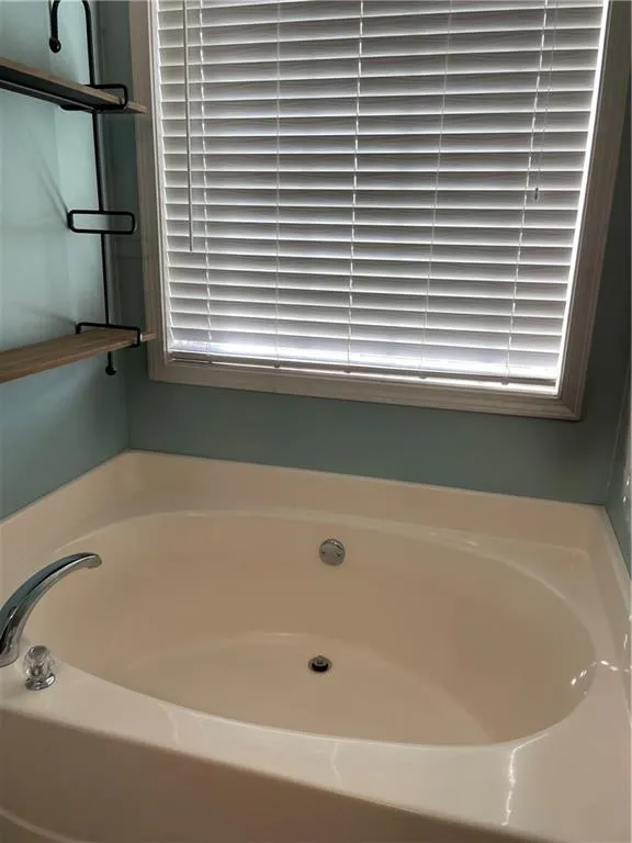 109 Presidential Lane Statham, GA 30666