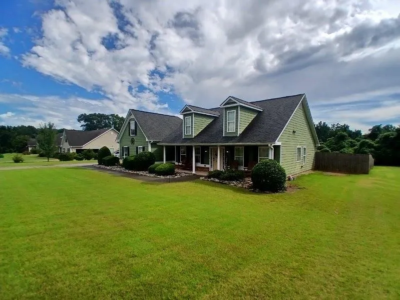 109 Presidential Lane Statham, GA 30666