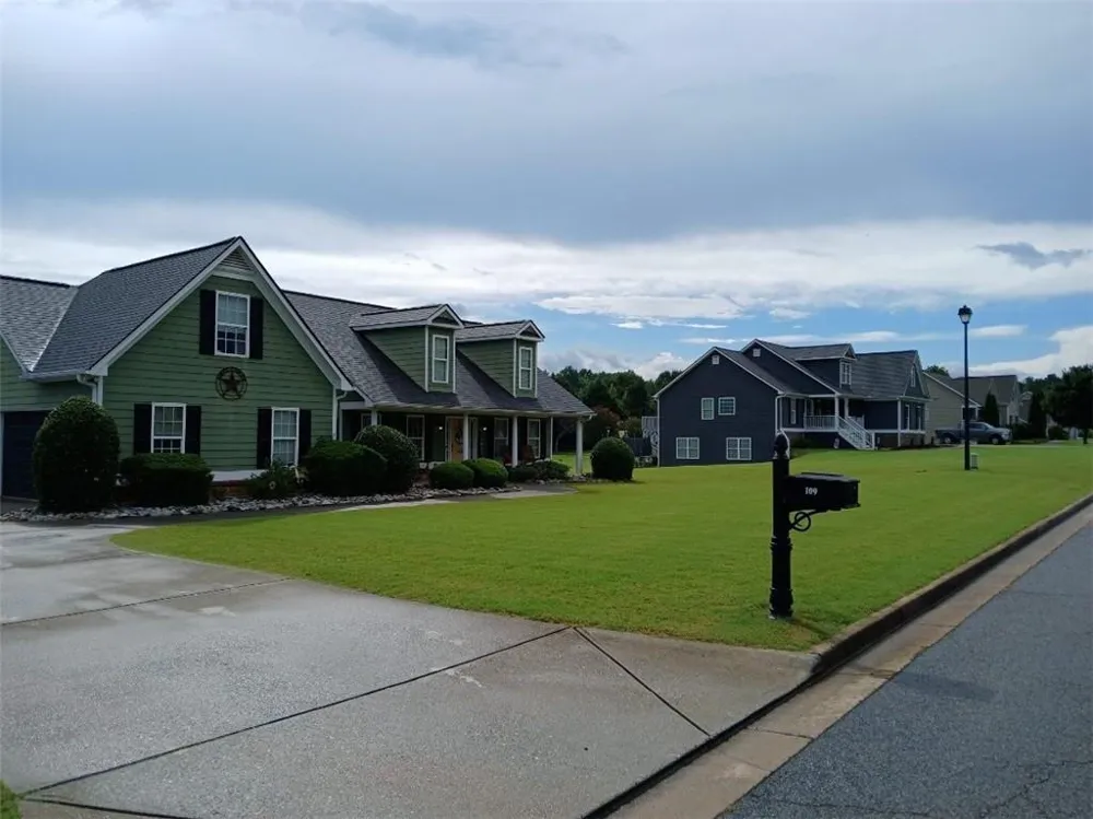 109 Presidential Lane Statham, GA 30666