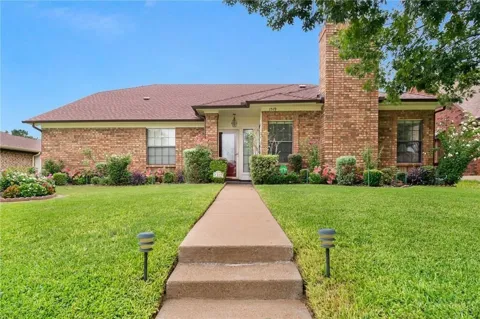 1519 Mission Ridge Trail