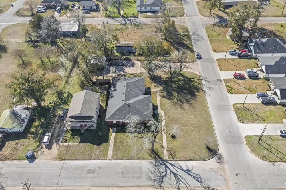 1106 5th Street Hempstead, TX 77445
