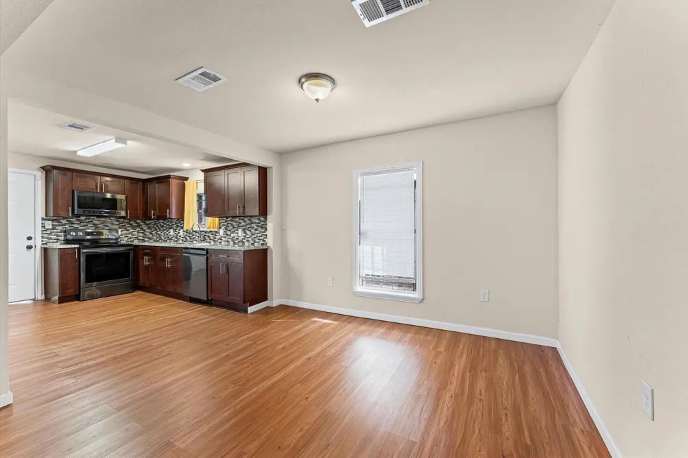 1106 5th Street Hempstead, TX 77445