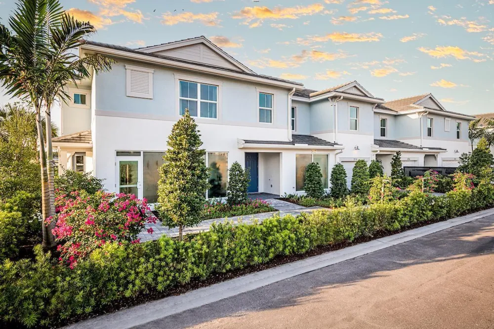 558 SANDERLING CIRCLE #558 Deerfield Beach, FL 33442