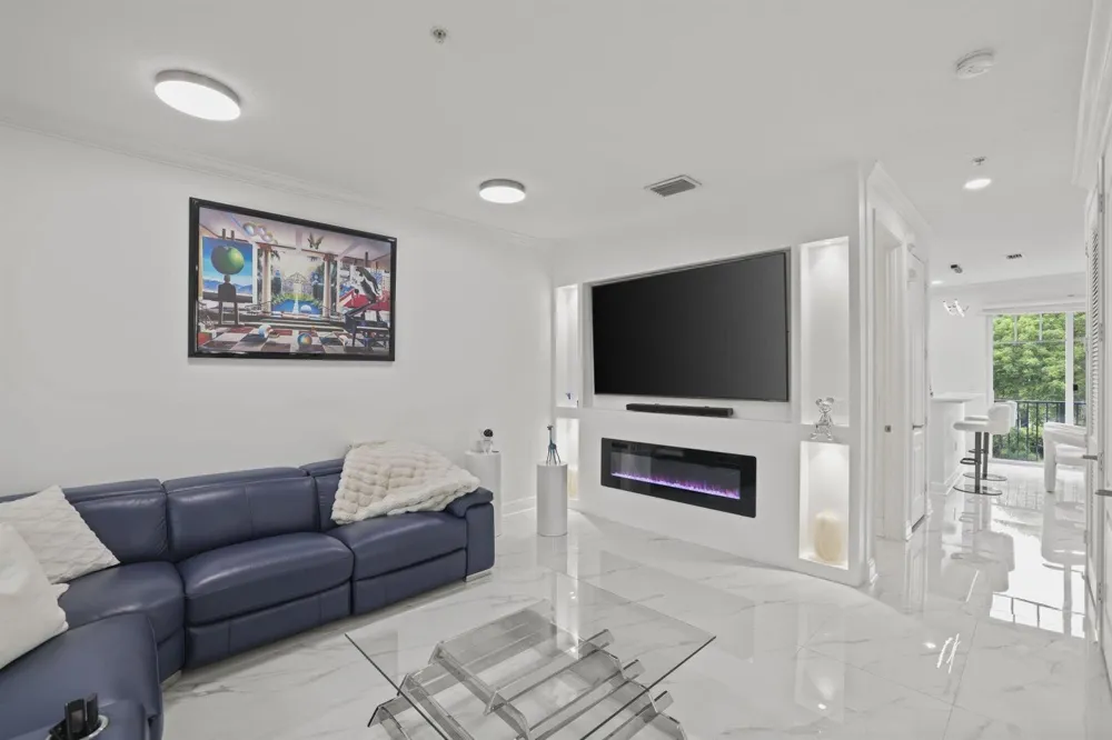 616 NW 38th Circle Boca Raton, FL 33431