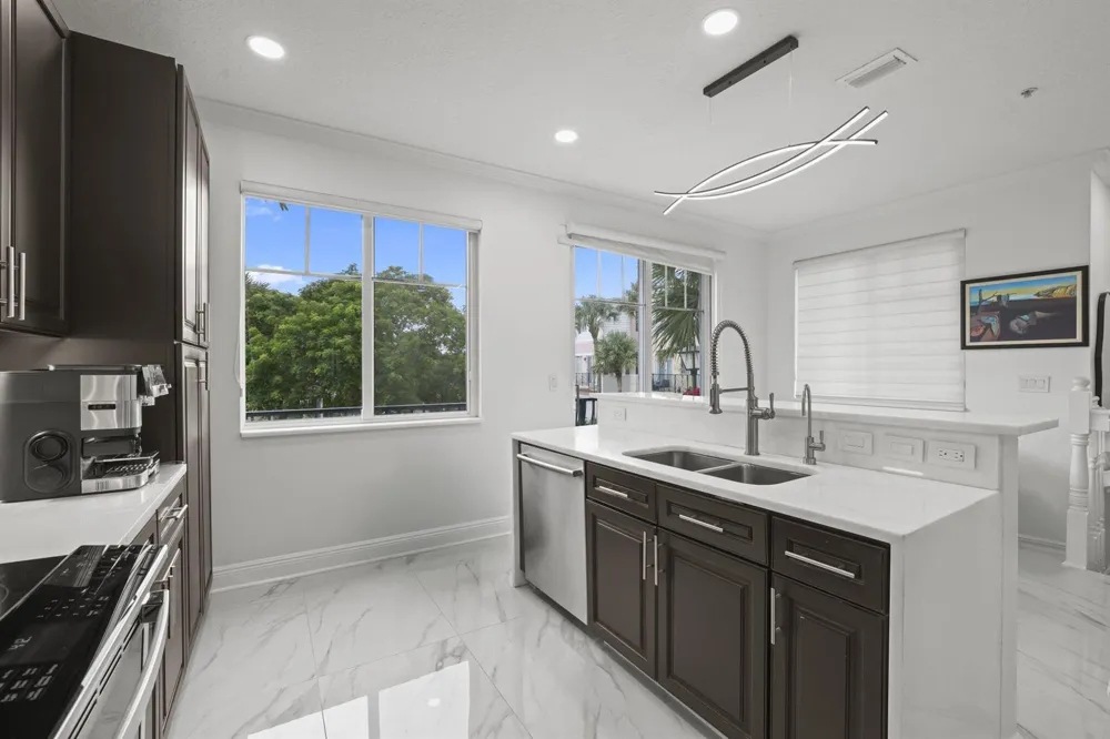 616 NW 38th Circle Boca Raton, FL 33431