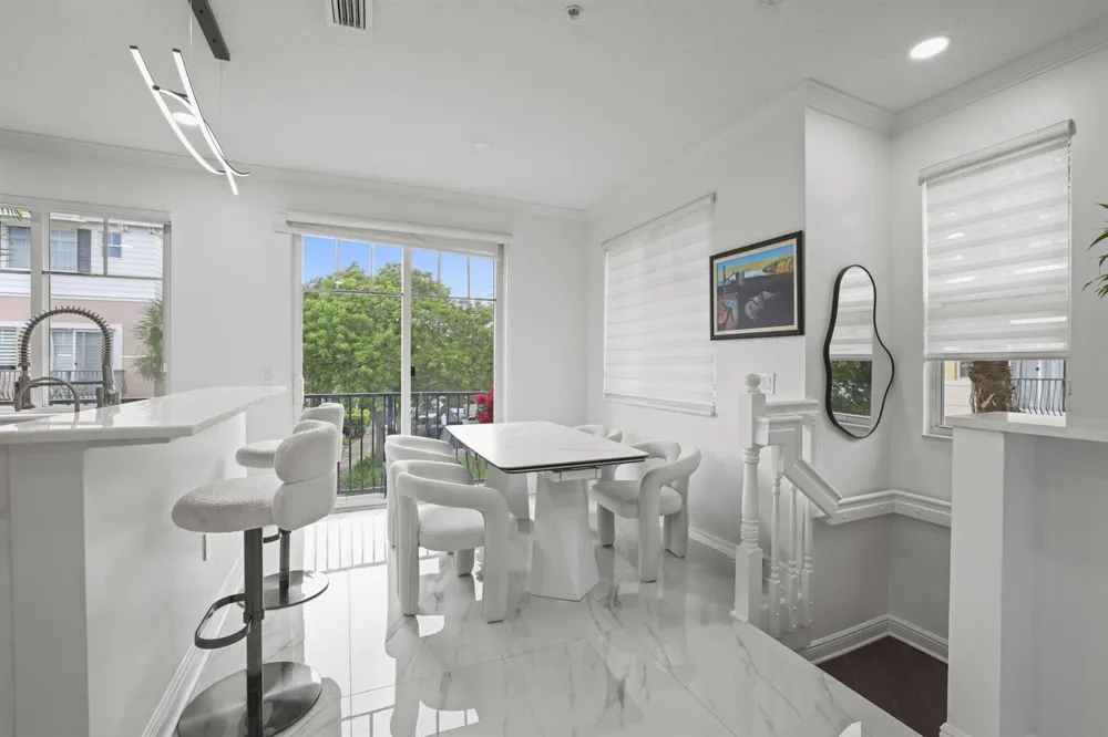 616 NW 38th Circle Boca Raton, FL 33431
