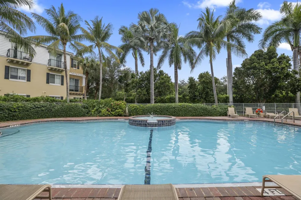 616 NW 38th Circle Boca Raton, FL 33431