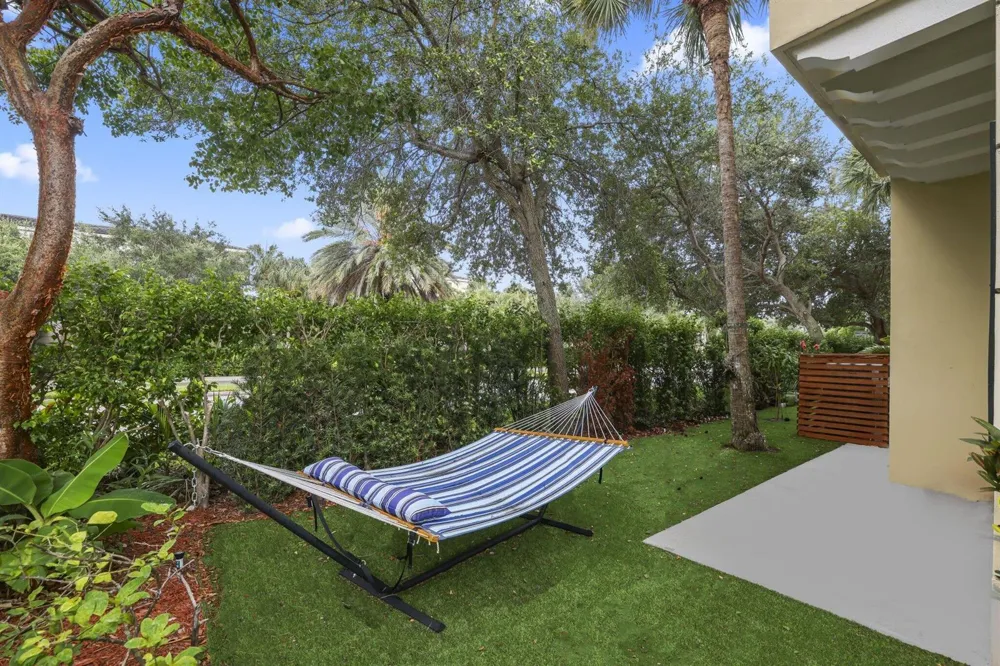 616 NW 38th Circle Boca Raton, FL 33431