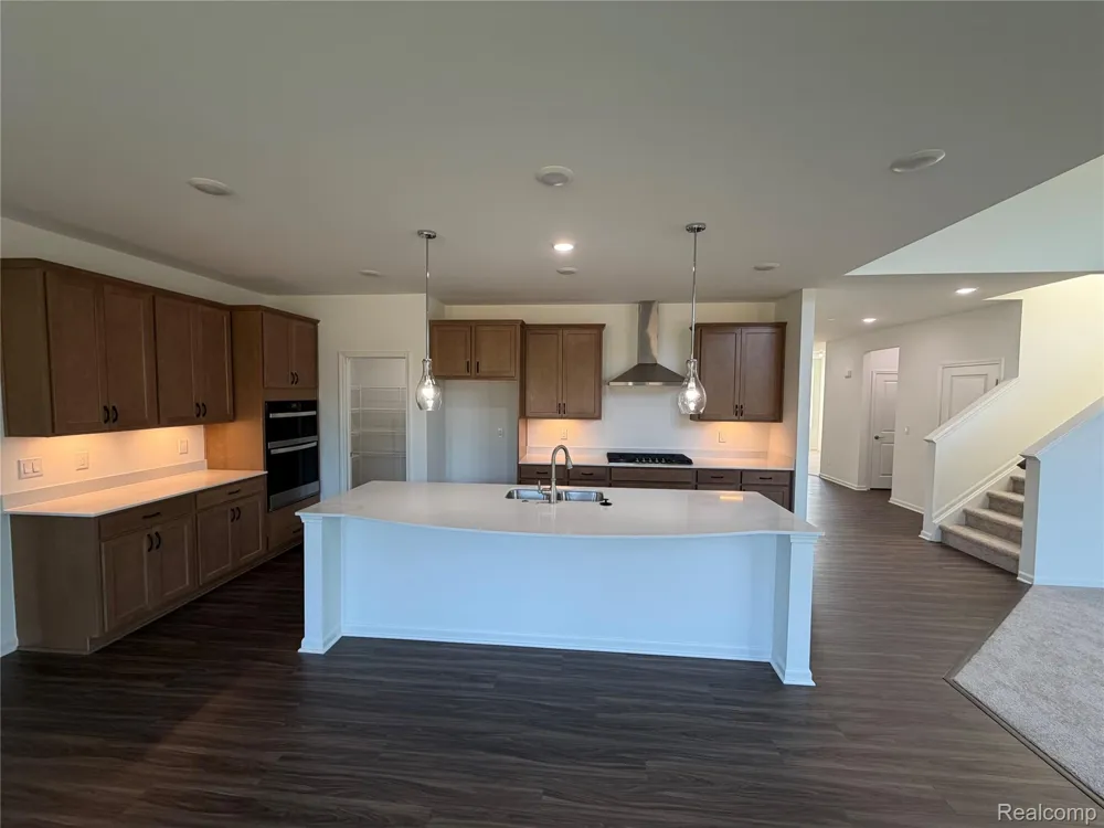 22274 Hilda Lane Lyon Charter Township, MI 48178